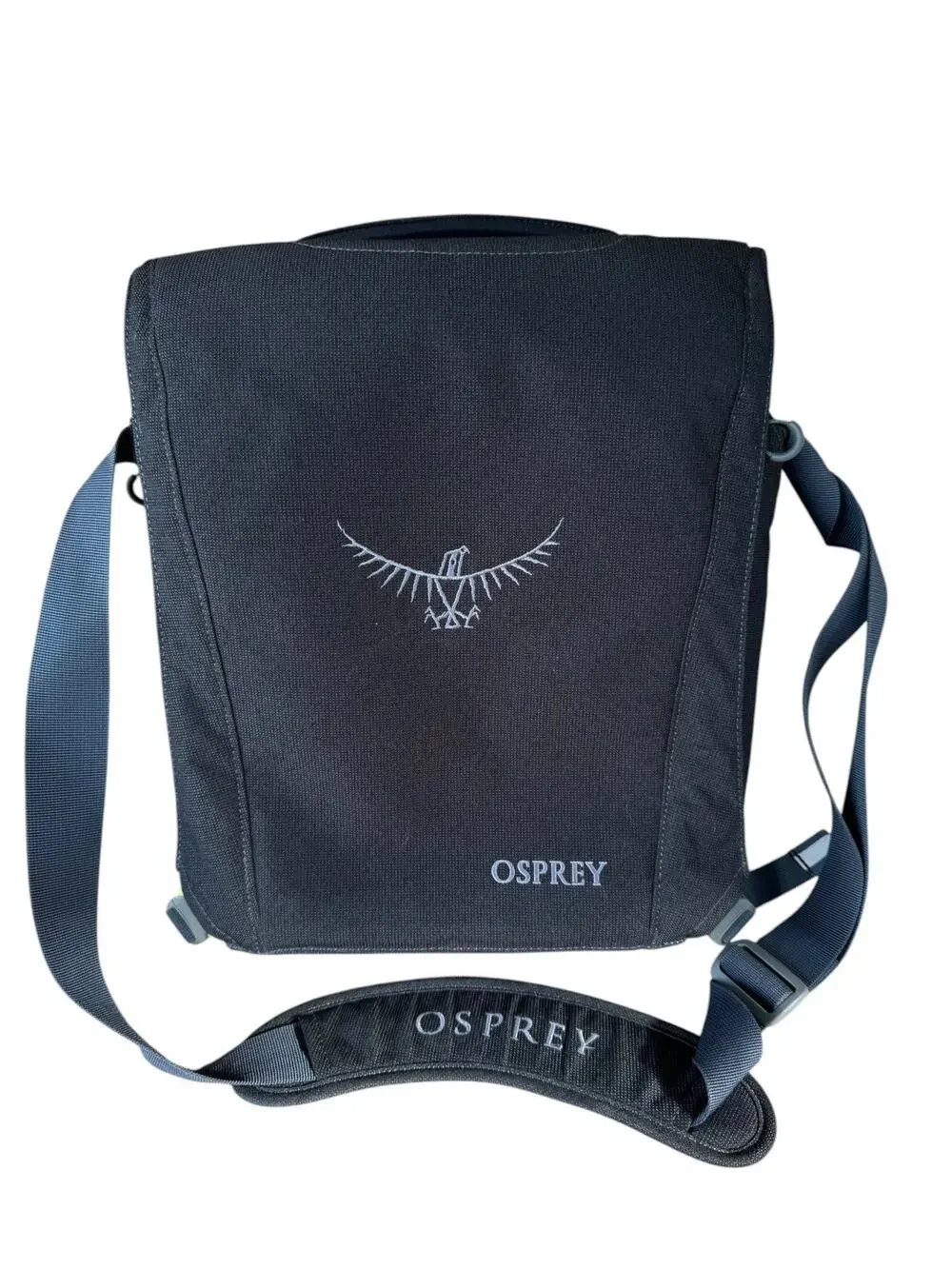 Osprey Pixel Port Backpack Laptop Tablet Port Commuter Bag Gray Daypack Hiking